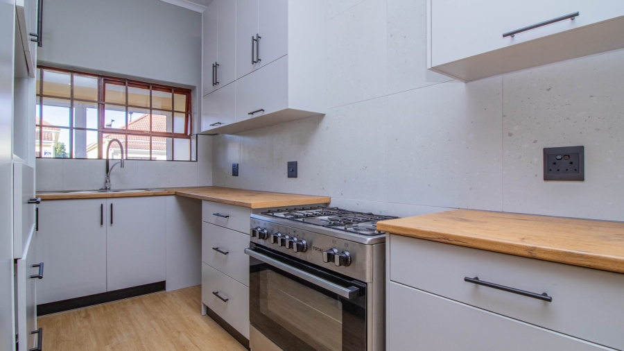 3 Bedroom Property for Sale in Sandbaai Western Cape